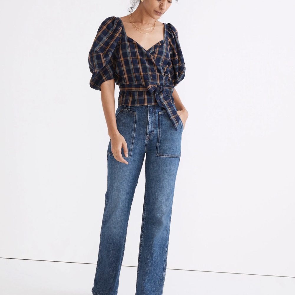 Madewell 11" High-Rise Flare Dark Wash Jeans in Whitethorn Wash Size: 28